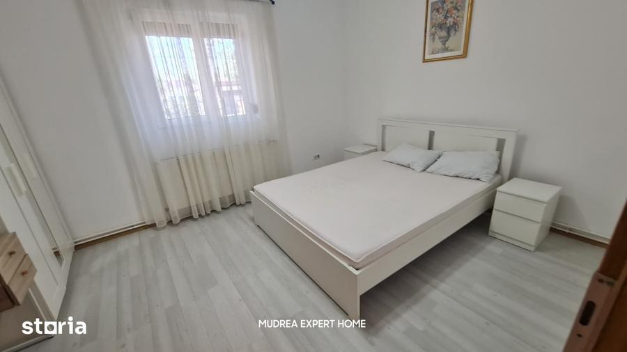 Casă cu 3 camere cu Teren 400 Mp în Central