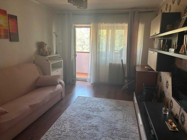 Apartament cu 2 camere decomandat în Lujerului