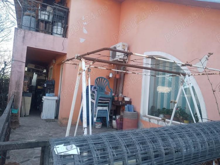 Casă cu 4 camere cu Teren 500 Mp în Geamăna