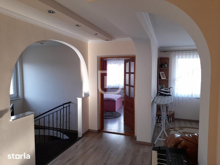 Casa 5 camere, 2.800 mp teren, Darmane?ti 13 km Suceava - 7