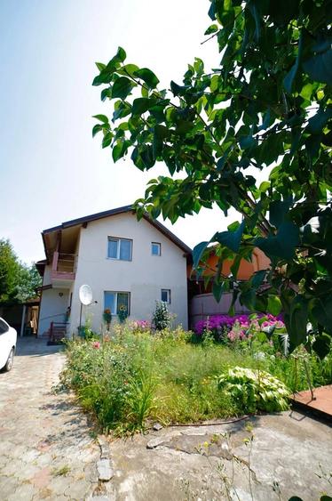 Casă cu Teren 157 Mp în Central