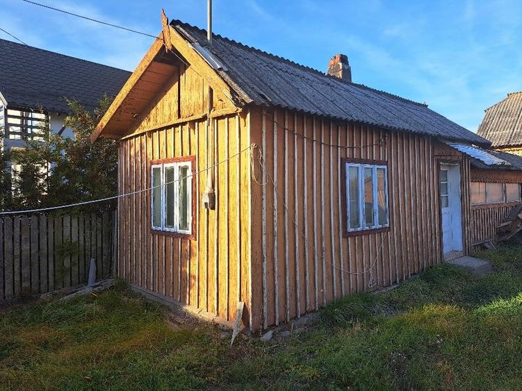 Casă individuală cu 2 camere cu Teren 4700 Mp în Capu Câmpului