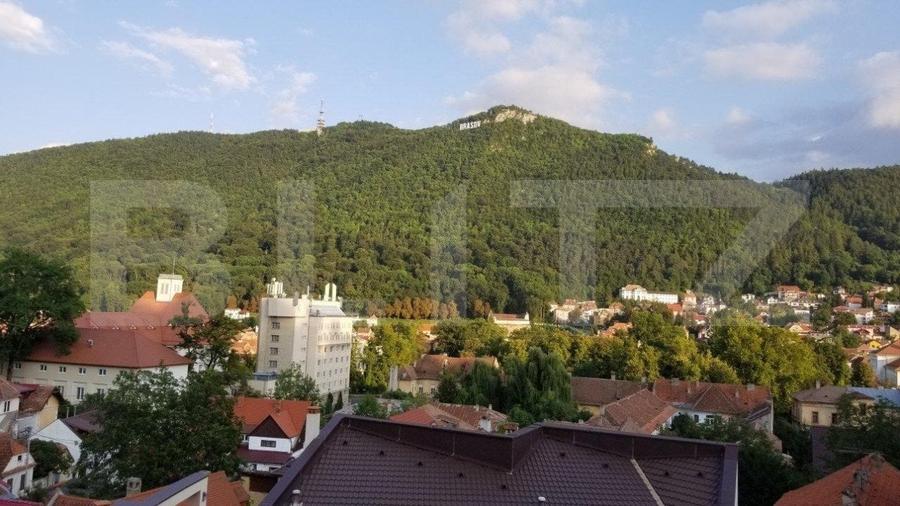 Apartament cu 5 camere decomandat, mobilat în Centrul Istoric
