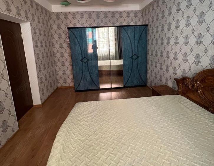 Garsonieră decomandată în Tractorul