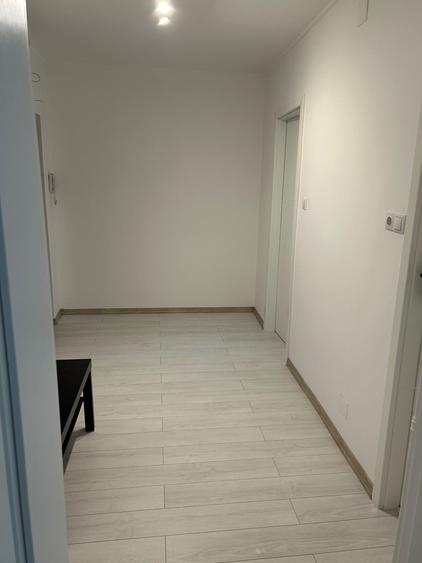Garsonieră decomandată în Herăstrău