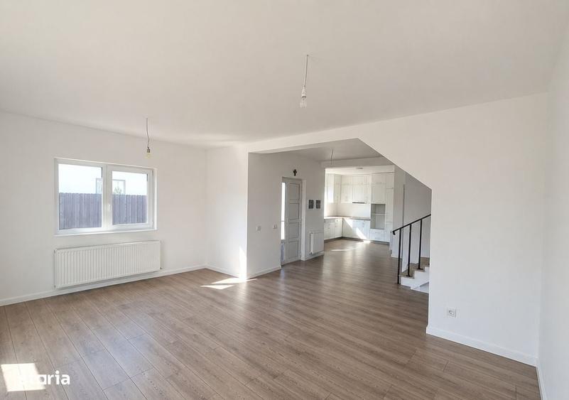 Casă cu 4 camere cu Teren 340 Mp în Central