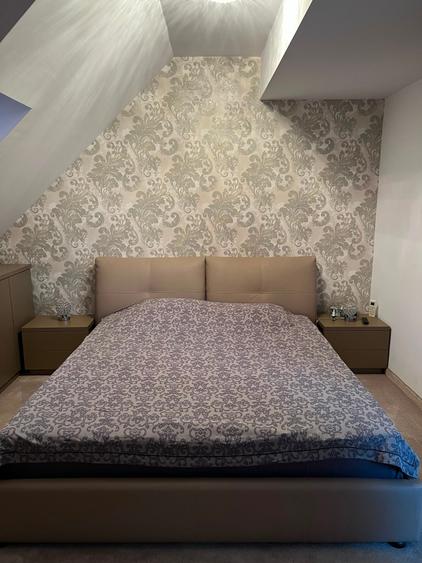 Apartament cu 5 camere decomandat în Kiseleff