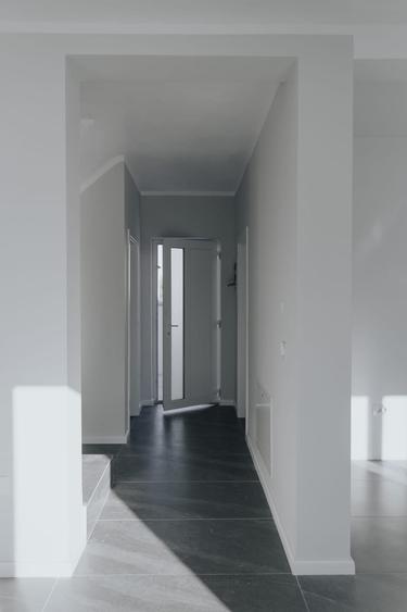 Casă individuală cu 2 camere cu Garaj în Remetea Mare