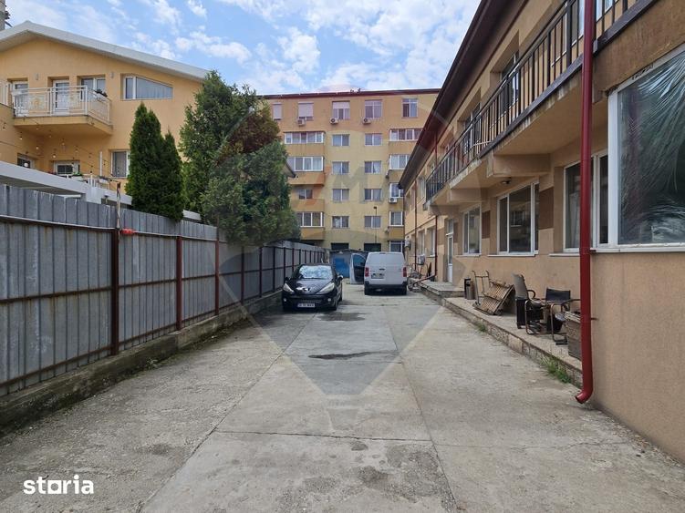 Spațiu comercial, de 600 mp, în Apărătorii Patriei
