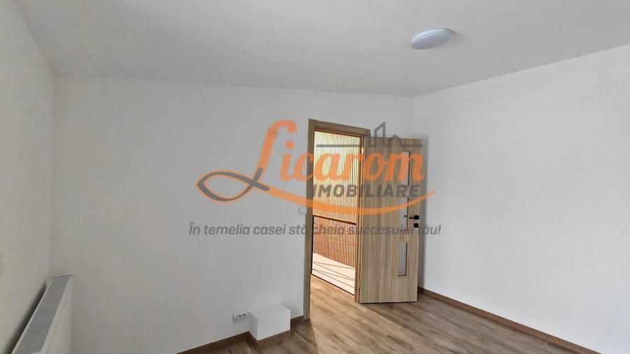 Apartament cu 4 camere decomandat în Răcădău