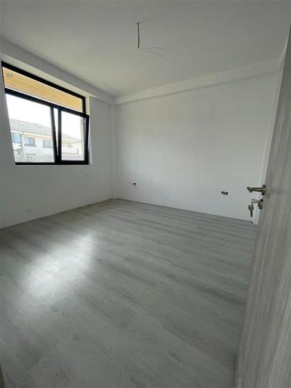 Casă individuală cu 3 camere cu Teren 190 Mp în Central