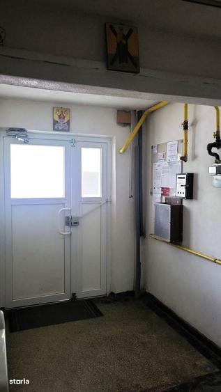 Apartament cu 2 camere în Micro 14