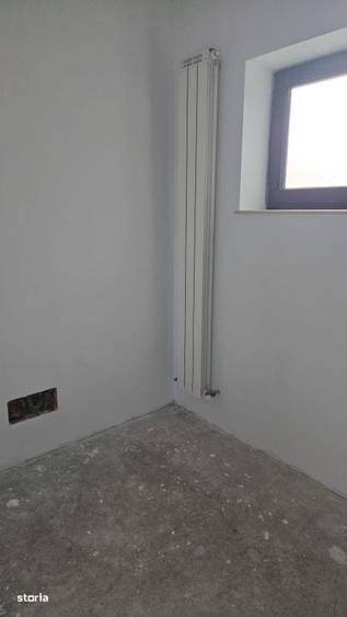Casă cu 3 camere în Urleta