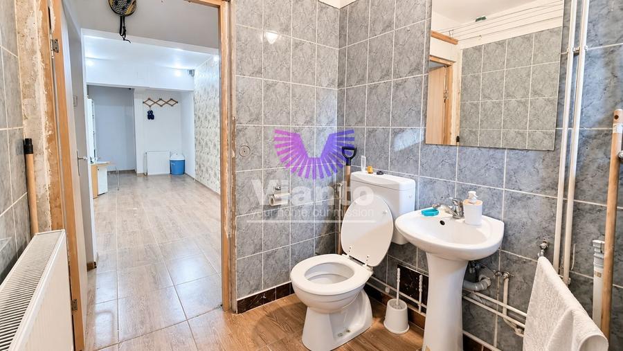 Spațiu comercial, de 50 mp, în Central