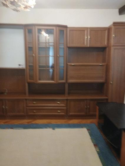 Apartament cu 3 camere nedecomandat în Șagului