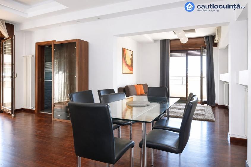 Apartament cu 3 camere în P-ța Romană
