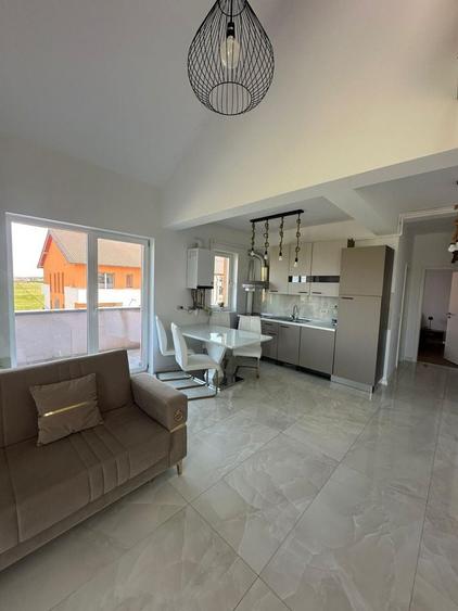 Apartament cu 3 camere decomandat în Giroc