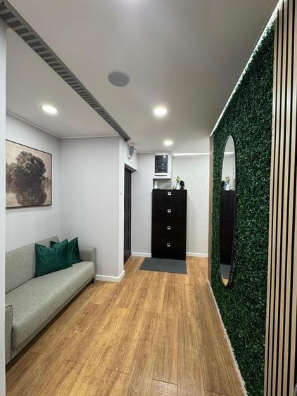 Apartament cu 3 camere decomandat în Lujerului