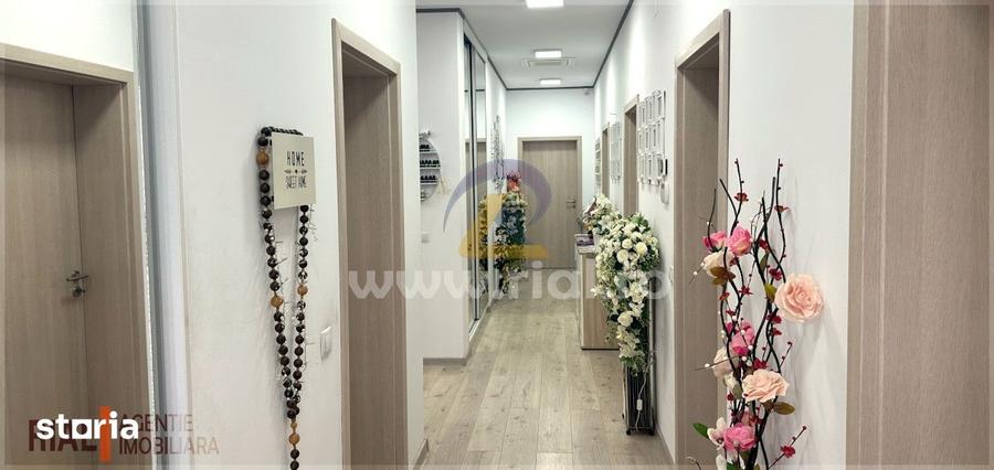 Casă cu 4 camere cu Teren 1141 Mp în Central