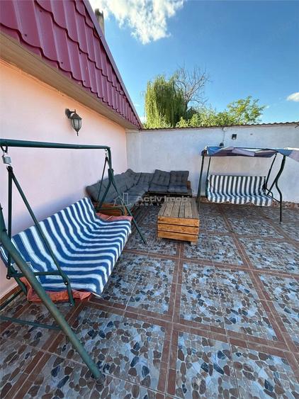 Casă cu Teren 814 Mp în