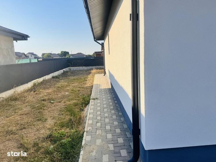 Casă cu 3 camere în Lilieci
