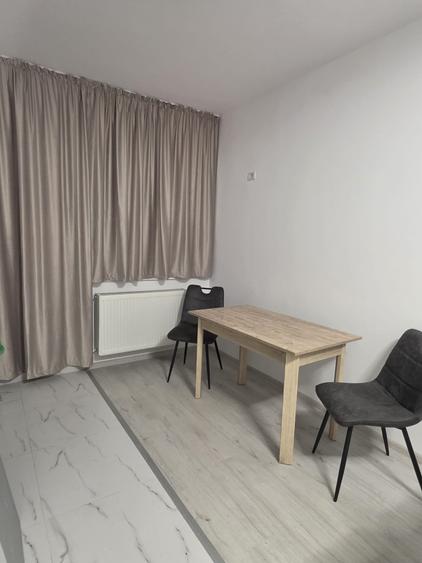 Apartament cu 2 camere semidecomandat în Militari