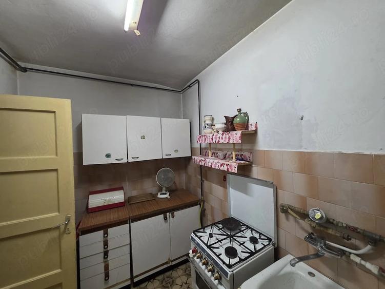 Apartament cu 2 camere semidecomandat în Central