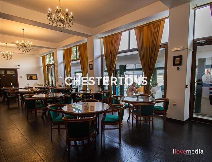 Hotel/Pensiune, de 850 mp, în Eșelnița