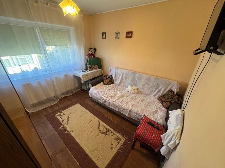 Apartament 2 camere zona Anda cu Centrala - 3