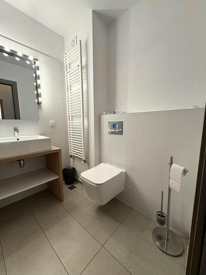 Apartament cu 3 camere în Unirii