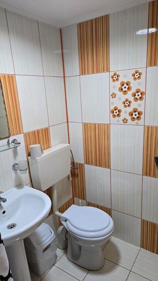 Hotel/Pensiune, de 400 mp, în Sat Vacanță