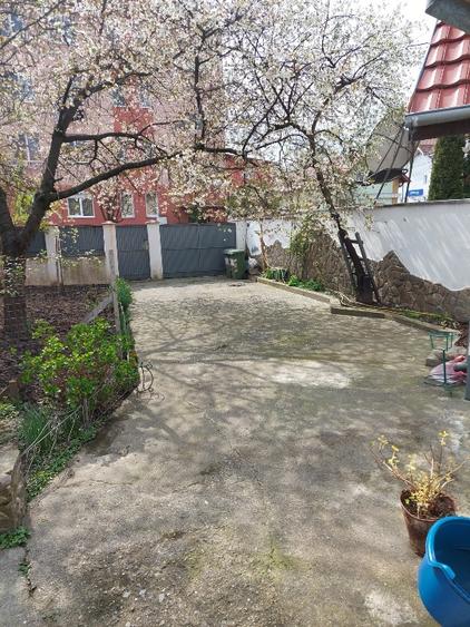 Casă individuală cu 3 camere cu Teren 207 Mp în Central