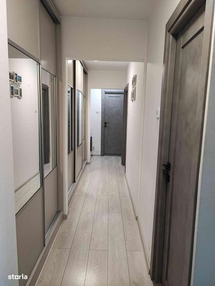 Apartament cu 3 camere în Eremia
