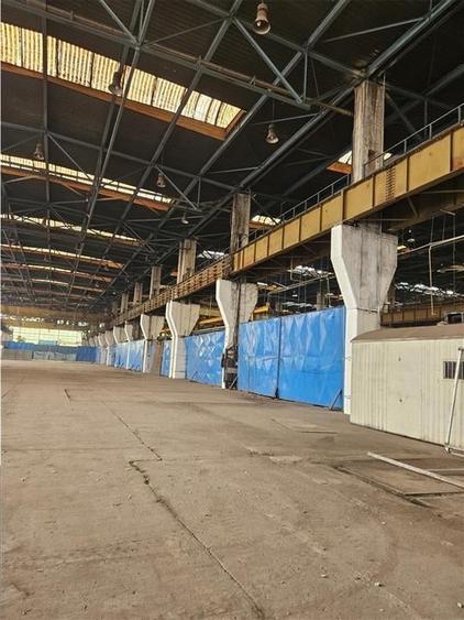 Spațiu industrial, de 2,800 mp, în Industrial