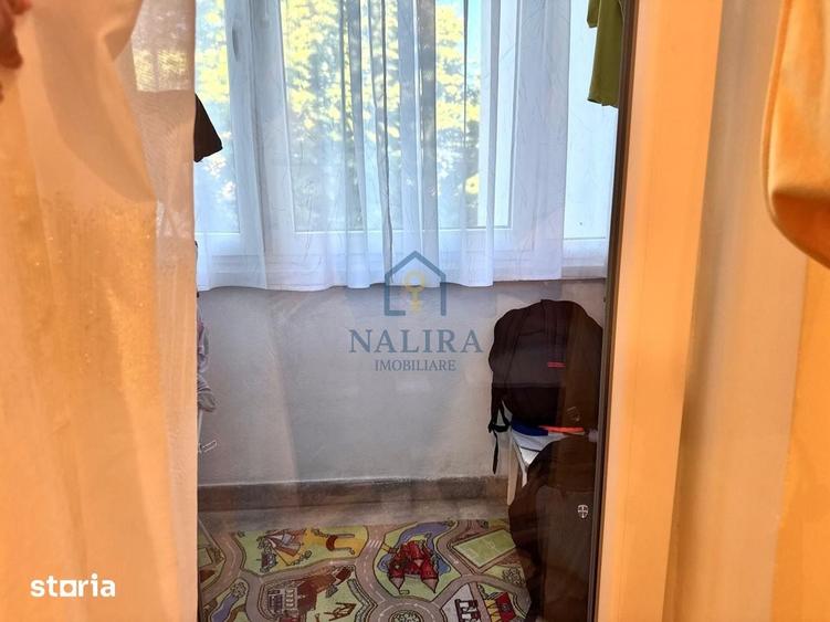 Apartament de vanzare - 3 camere decomandat - Ioan Slavici - etaj 3/4 - 12