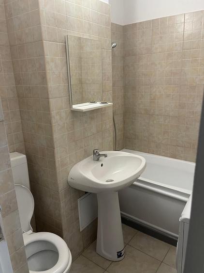 Garsonieră semidecomandată în Central