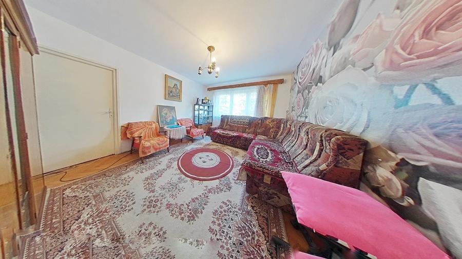 Apartament cu 2 camere semidecomandat în Podgoria
