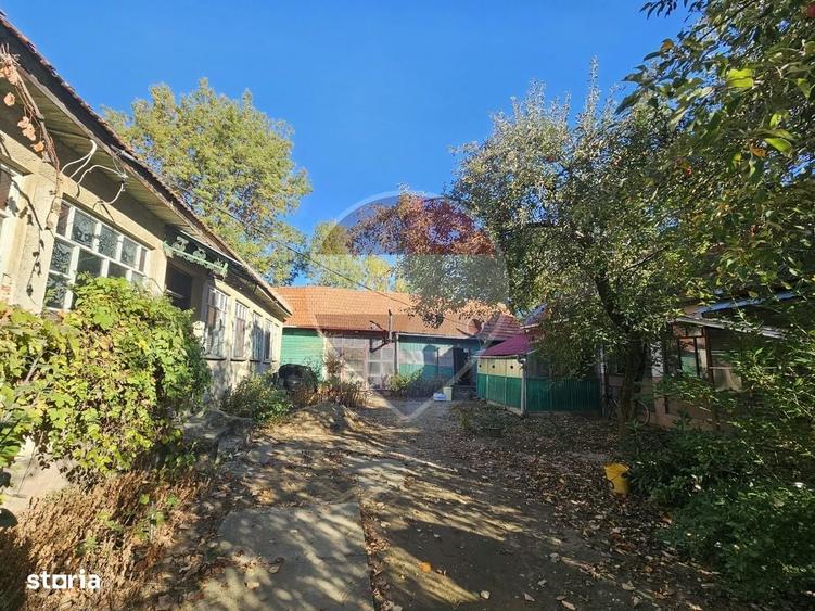 Casă cu 4 camere în Ficătar