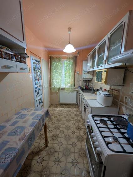 URGENT - Apartament cu 4 camere decomandate - cartier Mana?tur - 7