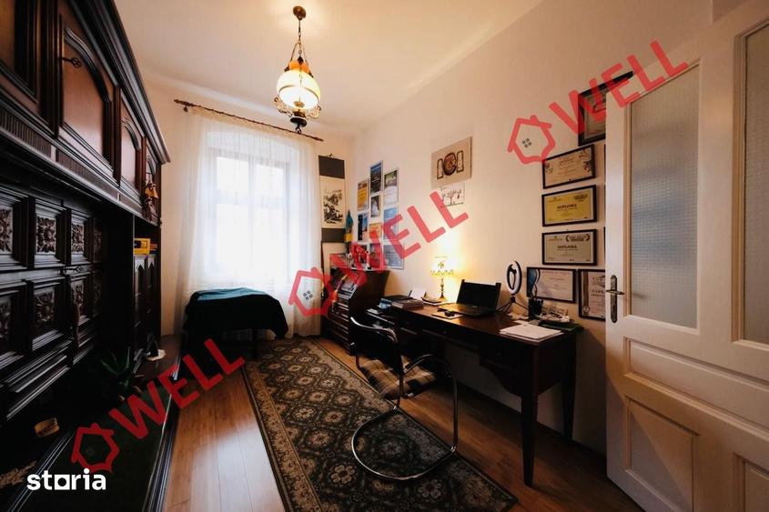 Casă cu 6 camere cu Teren 5000 Mp în Bățani