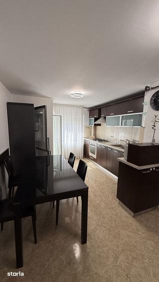 Apartament cu 3 camere, mobilat în Rahova
