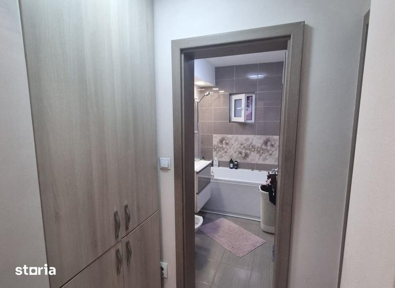 Apartament cu 4 camere în Nicolina