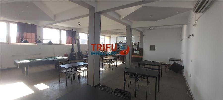 Spațiu comercial, de 120 mp, în Central