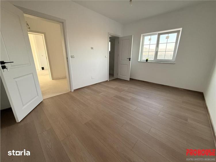 Casă cu 3 camere cu Teren 350 Mp în Hemeiuș
