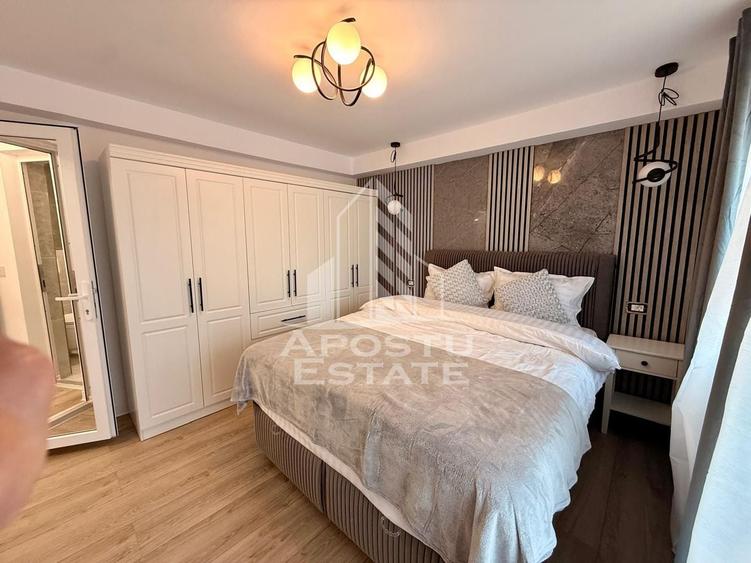 Apartament cu 3 camere decomandat, mobilat în Soarelui