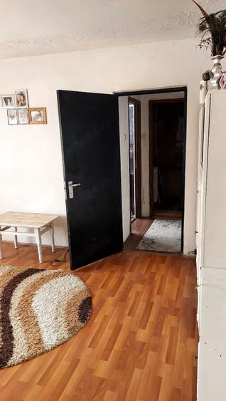 Apartament cu 2 camere nedecomandat în Central