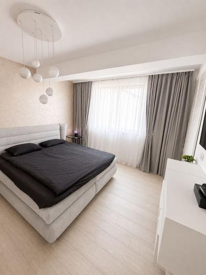 Duplex cu 3 camere cu Piscina în Chișoda