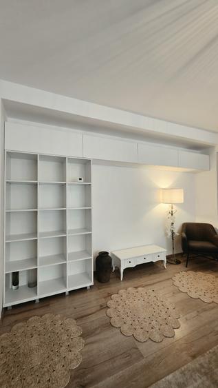 Apartament cu 2 camere semidecomandat, mobilat în Nord