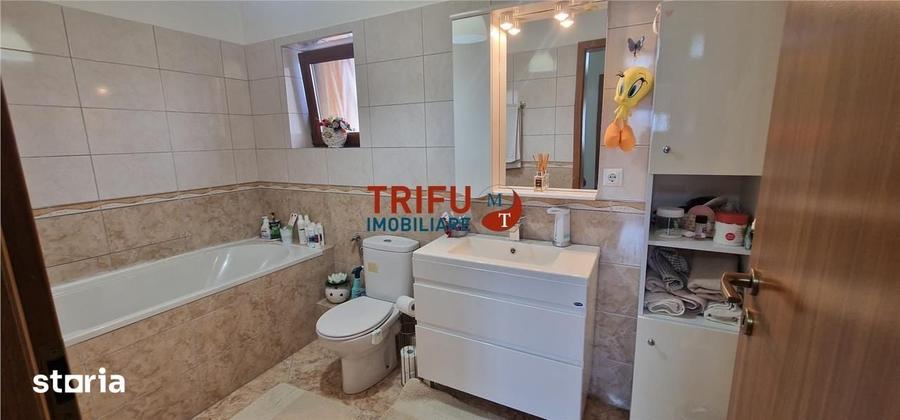 Casă cu 3 camere cu Teren 185 Mp în Cetate