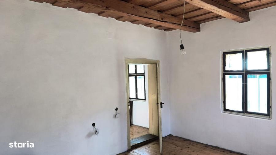 Casă cu 4 camere în Șilea Nirajului